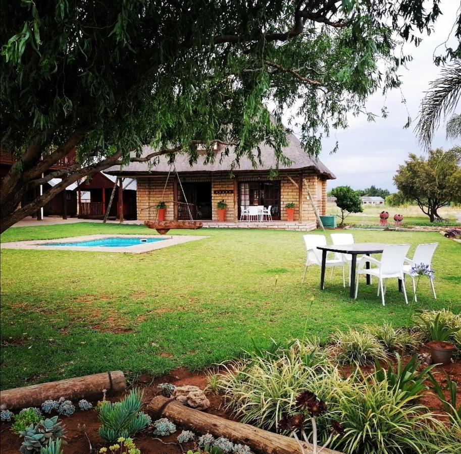 Safe Haven Guesthouse Bloemfontein Esterno foto