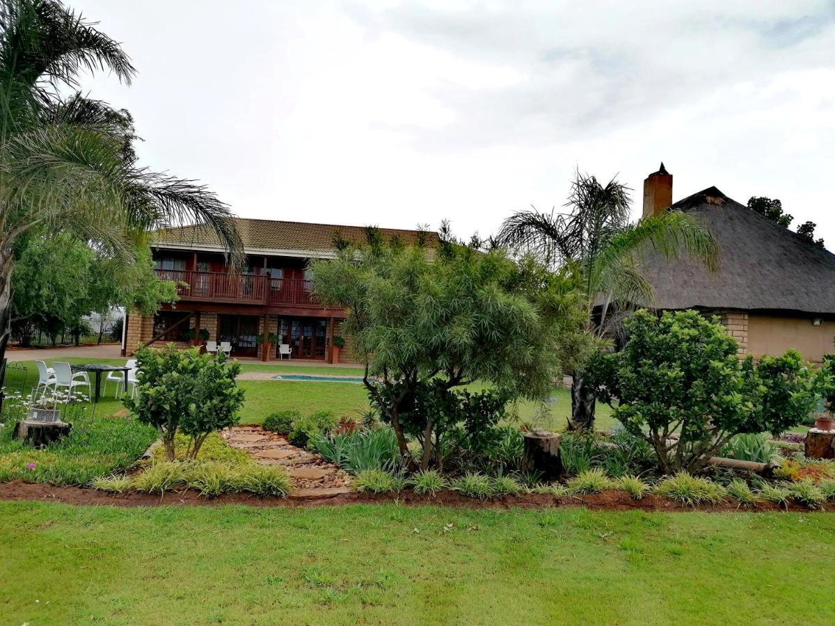 Safe Haven Guesthouse Bloemfontein Esterno foto