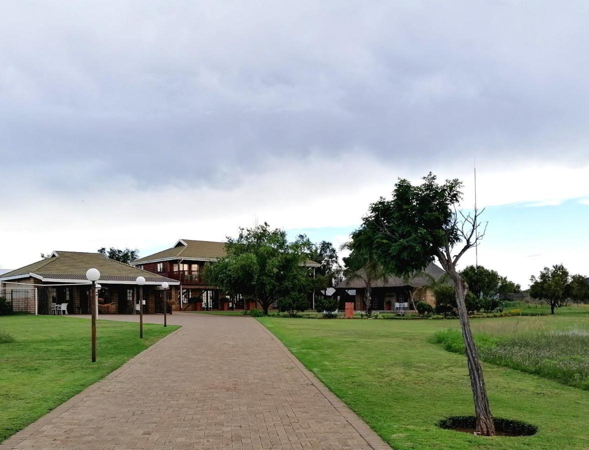 Safe Haven Guesthouse Bloemfontein Esterno foto