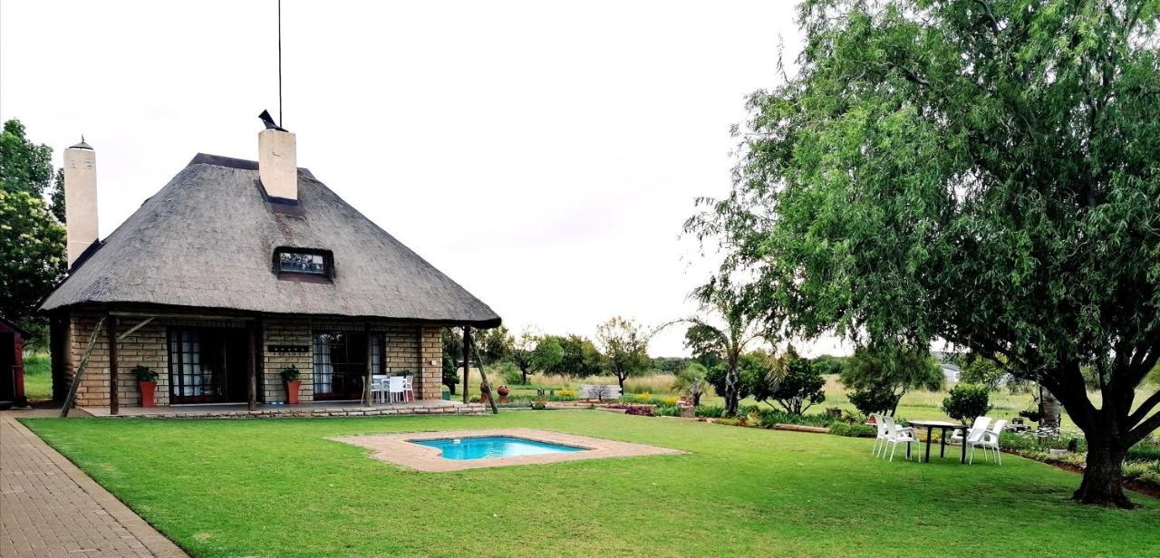 Safe Haven Guesthouse Bloemfontein Esterno foto